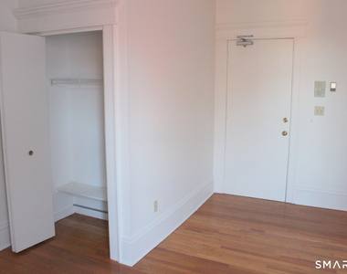 548 Orange Street - Photo Thumbnail 2