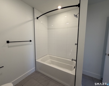414 Mather Street - Photo Thumbnail 7