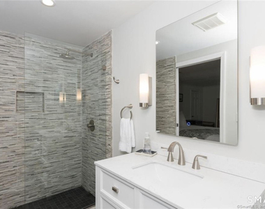 167 Old North Stamford R Road - Photo Thumbnail 19