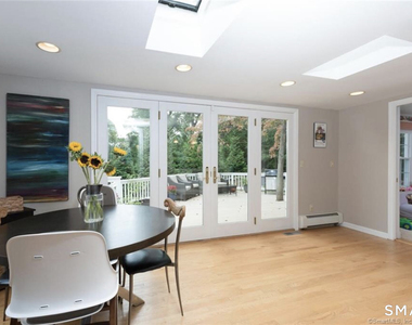 167 Old North Stamford R Road - Photo Thumbnail 12