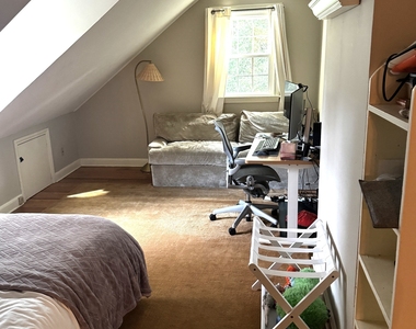 167 Old North Stamford R Road - Photo Thumbnail 24