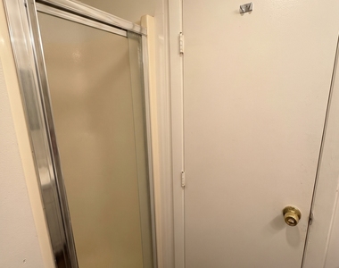 158 Beechwood Avenue - Photo Thumbnail 17
