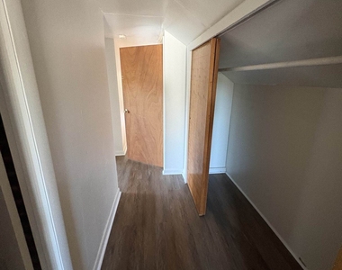 158 Beechwood Avenue - Photo Thumbnail 15