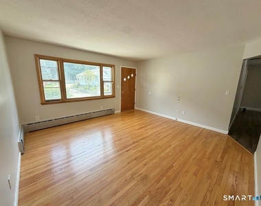 348 Oak Street - Photo Thumbnail 2