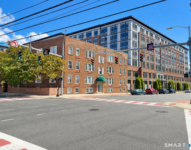 833 Summer Street - Photo Thumbnail 13
