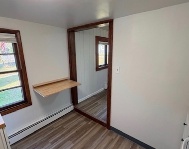 5 White Birch Lane - Photo Thumbnail 3