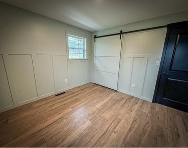 291 Simon Dr - Photo Thumbnail 12