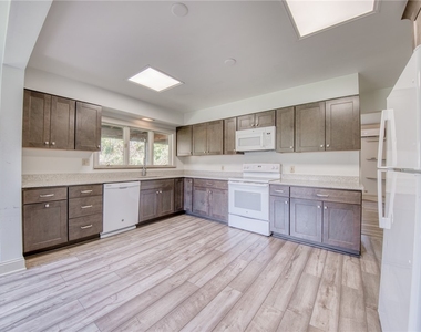 4391 Bakerstown Culmerville Rd - Photo Thumbnail 29