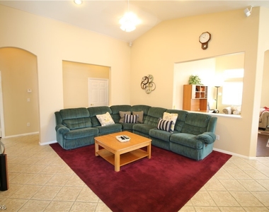 2310 Ashdale Way - Photo Thumbnail 17