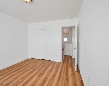 8217 Time Machine Avenue - Photo Thumbnail 21
