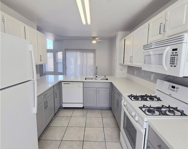 5125 W Reno Avenue - Photo Thumbnail 2