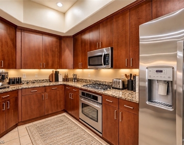 20 E Serene Avenue - Photo Thumbnail 3