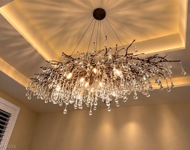20 E Serene Avenue - Photo Thumbnail 1