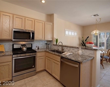2570 Downeyville Avenue - Photo Thumbnail 3