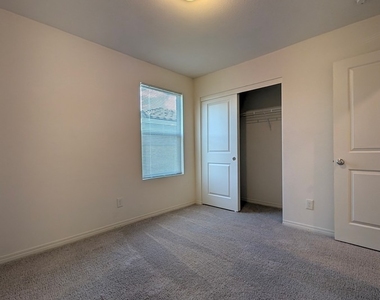 7075 Baza Avenue - Photo Thumbnail 25