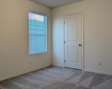 7075 Baza Avenue - Photo Thumbnail 22