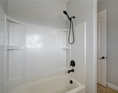 2724 Josephine Drive - Photo Thumbnail 58