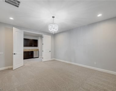 2724 Josephine Drive - Photo Thumbnail 60