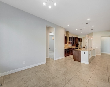 2724 Josephine Drive - Photo Thumbnail 12