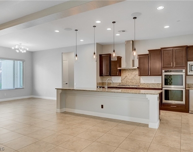 2724 Josephine Drive - Photo Thumbnail 10