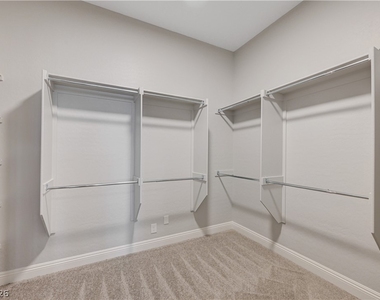 2724 Josephine Drive - Photo Thumbnail 41