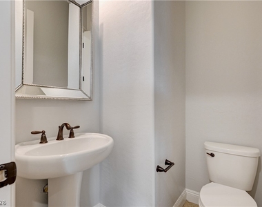 2724 Josephine Drive - Photo Thumbnail 32