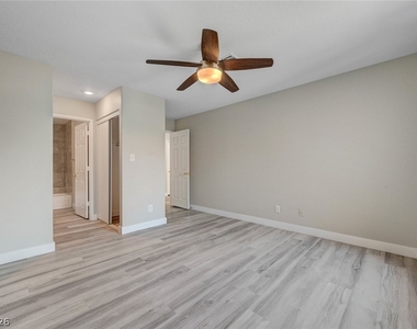 5028 S Rainbow Boulevard - Photo Thumbnail 26