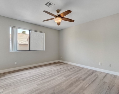 5028 S Rainbow Boulevard - Photo Thumbnail 24