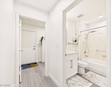 2833 Breakers Creek Drive - Photo Thumbnail 49