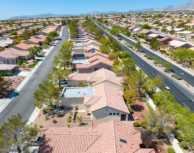 2833 Breakers Creek Drive - Photo Thumbnail 73