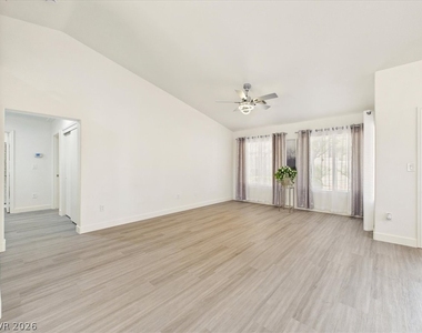 2833 Breakers Creek Drive - Photo Thumbnail 30