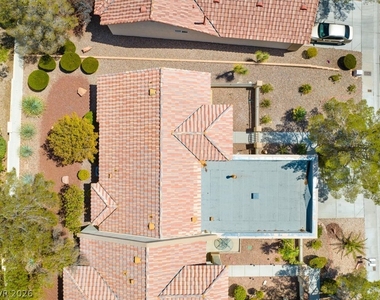 2833 Breakers Creek Drive - Photo Thumbnail 66
