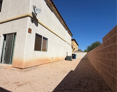 9967 Carrizo Springs Avenue - Photo Thumbnail 37