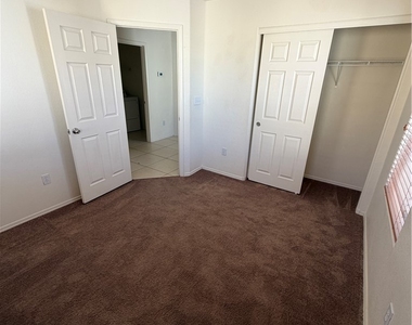 9967 Carrizo Springs Avenue - Photo Thumbnail 26