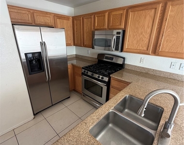 9967 Carrizo Springs Avenue - Photo Thumbnail 33