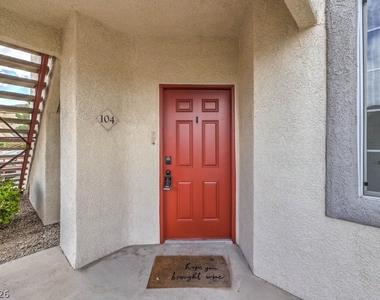 10233 King Henry Avenue - Photo Thumbnail 4