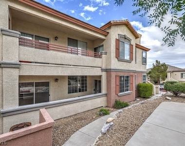 10233 King Henry Avenue - Photo Thumbnail 2