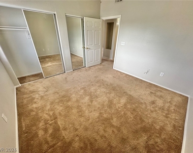 833 Aspen Peak Loop - Photo Thumbnail 7