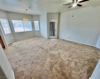 833 Aspen Peak Loop - Photo Thumbnail 1