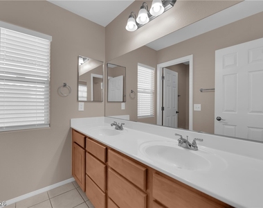 9018 Toast Avenue - Photo Thumbnail 25