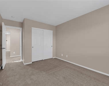 9018 Toast Avenue - Photo Thumbnail 21