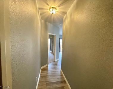 1708 Hills Of Red Drive - Photo Thumbnail 7