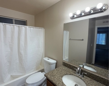 7701 Tackle Drive - Photo Thumbnail 36