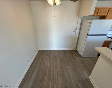 2978 Juniper Hills Boulevard - Photo Thumbnail 3
