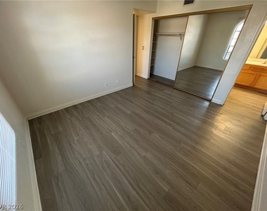 2978 Juniper Hills Boulevard - Photo Thumbnail 8