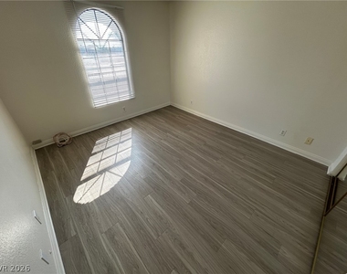 2978 Juniper Hills Boulevard - Photo Thumbnail 11