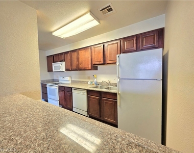 4470 Sandy River Drive - Photo Thumbnail 15