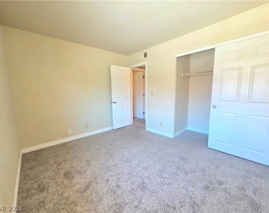 4470 Sandy River Drive - Photo Thumbnail 23