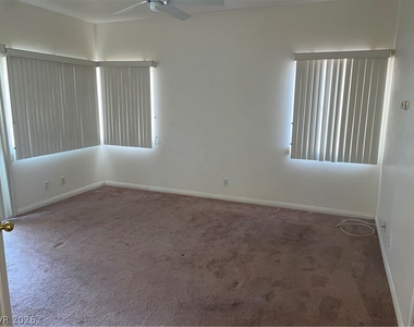 1784 Tanner Circle - Photo Thumbnail 8