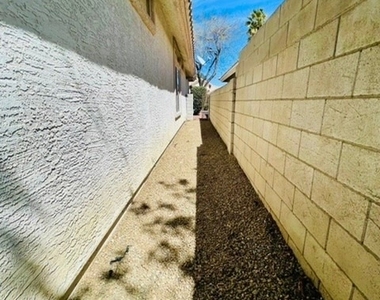 2125 Eaglepath Circle - Photo Thumbnail 36